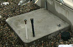 上質コンクリート ベースと配管